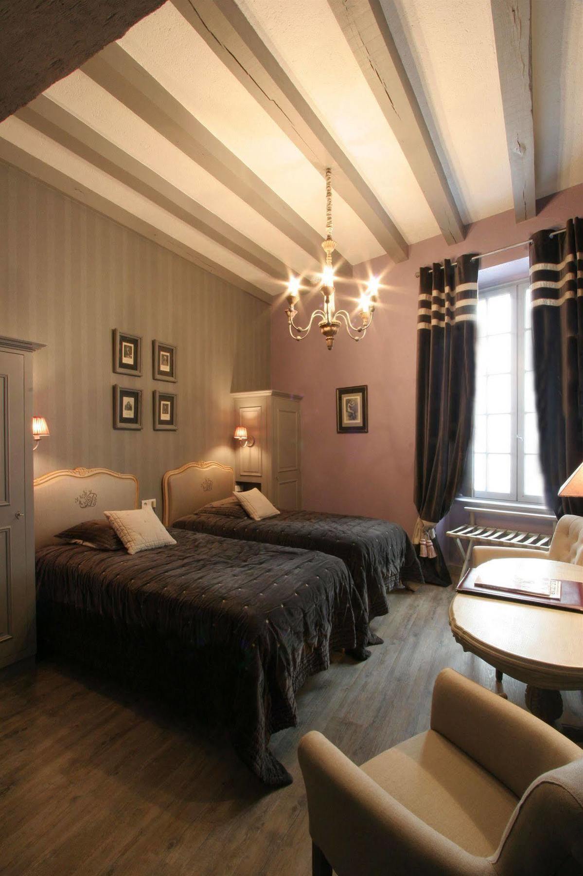 Hotel Saint Pierre Boutique-Hotel Сомюр Екстер'єр фото